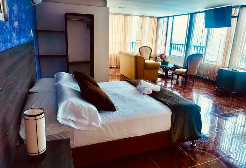 수피리어 룸, Giron Campestre