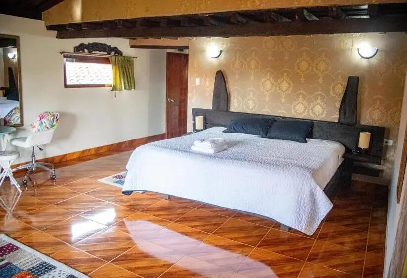 スイート, Hacienda Buenos Aires En Iza