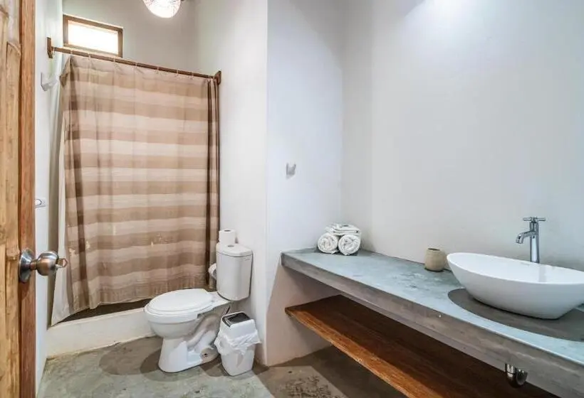 اتاق استاندارد با تخت دوبل, Vistazul