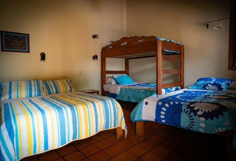غرفة عائلية, Hostal Jardín Escondido