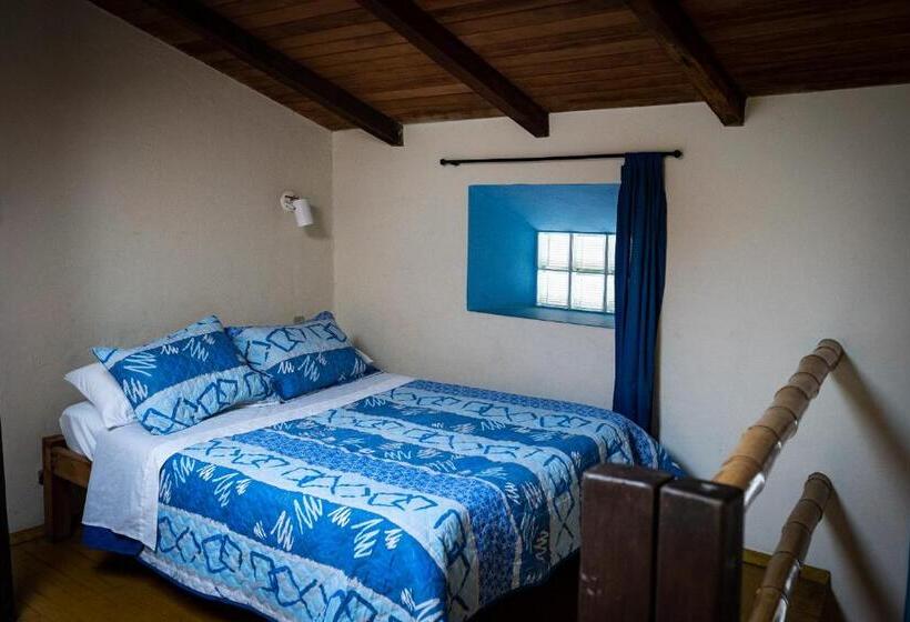Кровать в Общей Комнате, Hostal Jardín Escondido