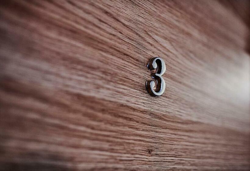 高级大房间, Na Rozcestí Frýdlant