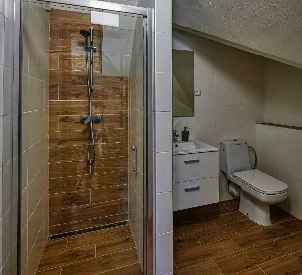 高级大房间, Na Rozcestí Frýdlant