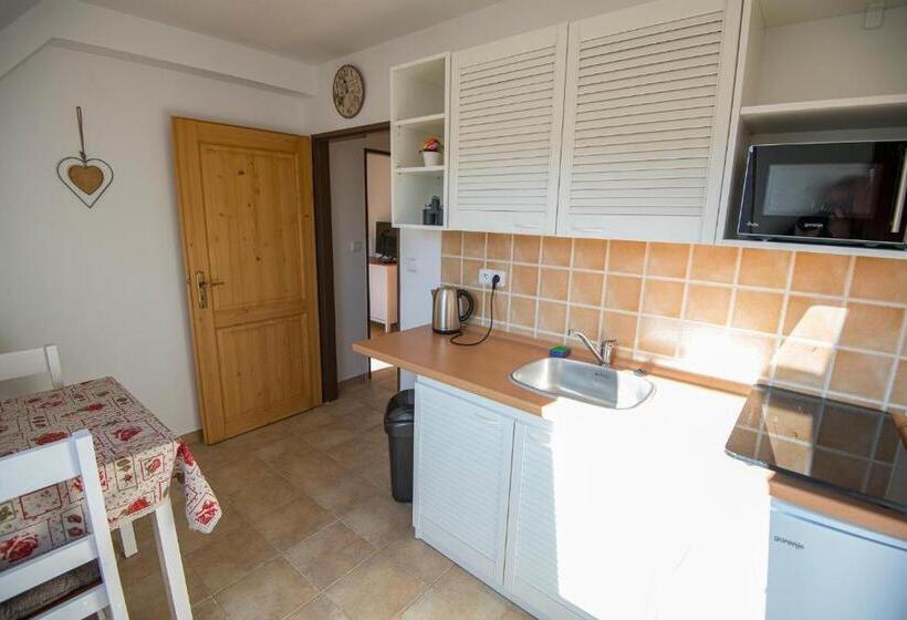 סוויטה, Penzion Kryštof