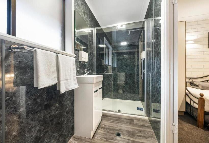 디럭스 룸, Esk Wivenhoe Motor Inn