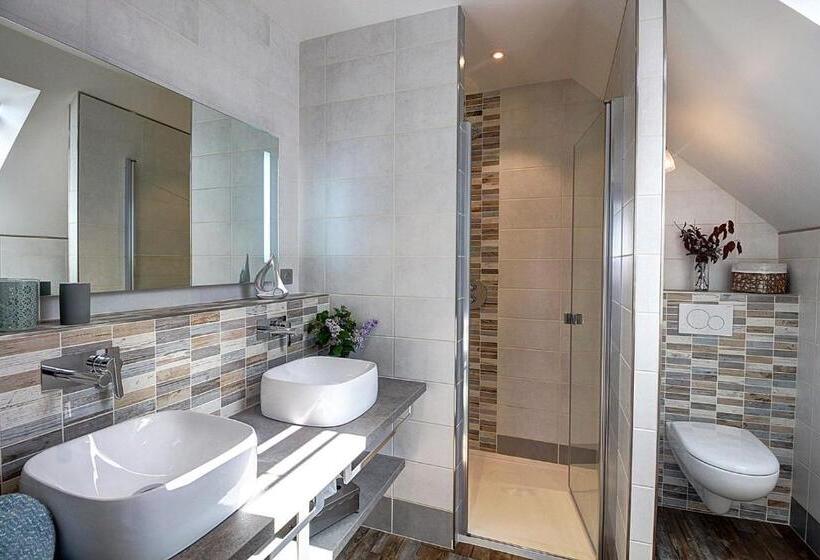 Люкс Кровать Кинг, La Cotentine Maison D Hôtes