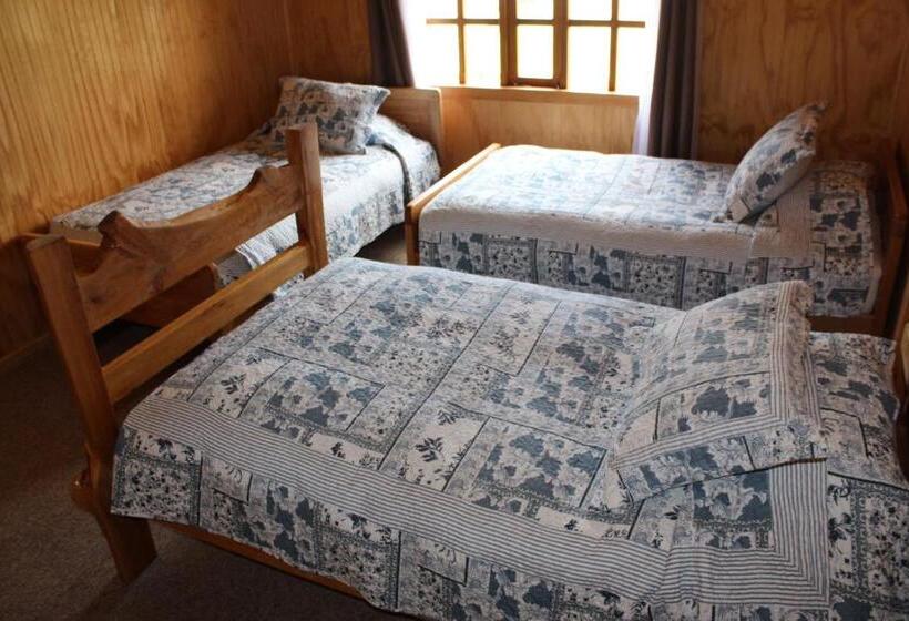 标准三人间外部浴室, Los Mañíos Del Queulat Puyuhuapi