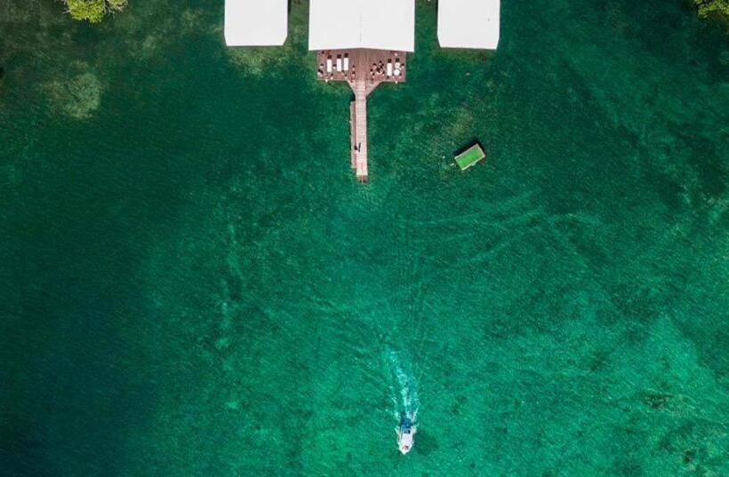 Бунгало Deluxe, Aqui Hoy Cabañas