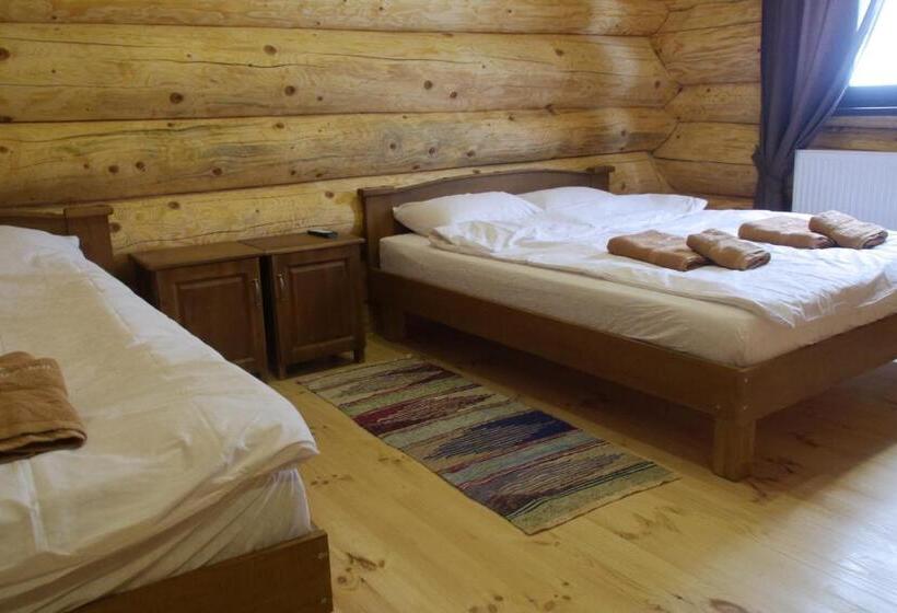 Трехместный Номер Комфорт, Berloga Pylypets