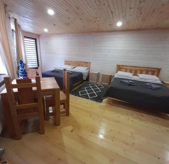 Четырехместный Номер Superior, Berloga Pylypets