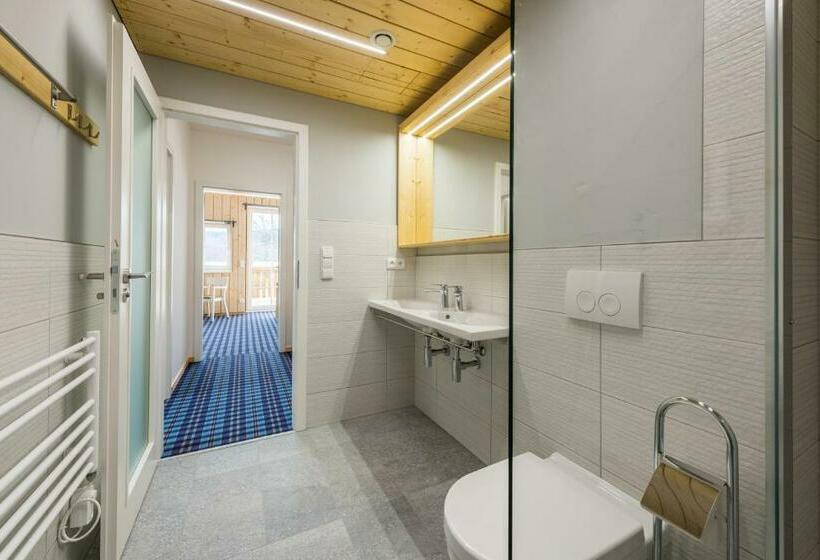 발코니 디럭스 룸, Chalupa