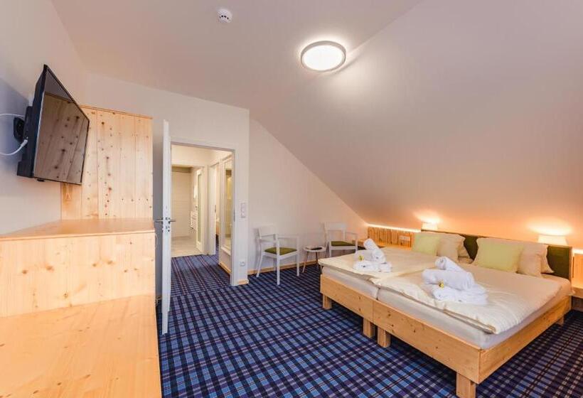 발코니 디럭스 룸, Chalupa