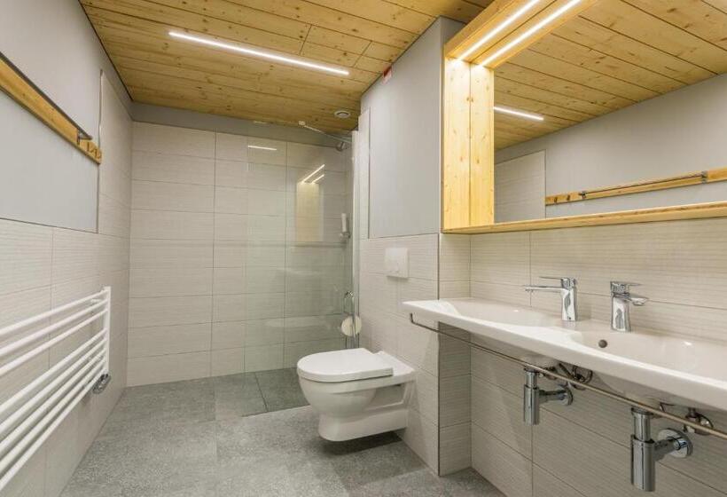 발코니 디럭스 룸, Chalupa