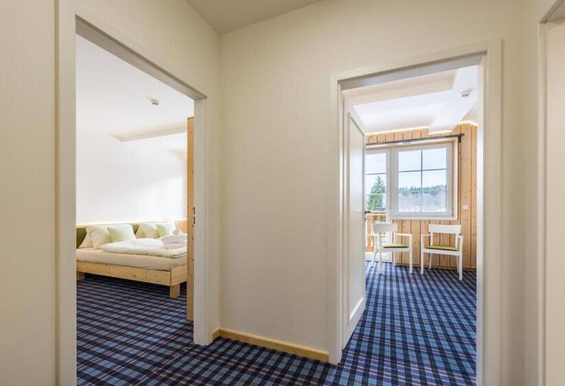 발코니 디럭스 룸, Chalupa