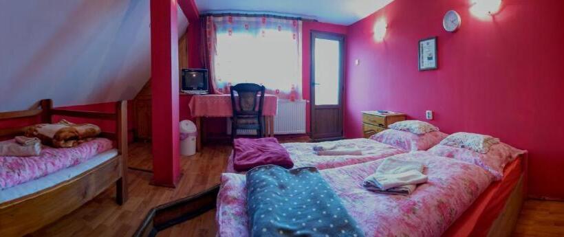 テラス付きスタンダードルーム, Csergő Ildikó Vendégház