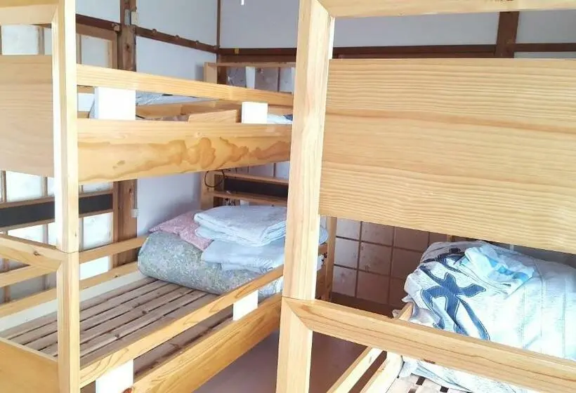 スタンダードスタジオ, Guest House Island