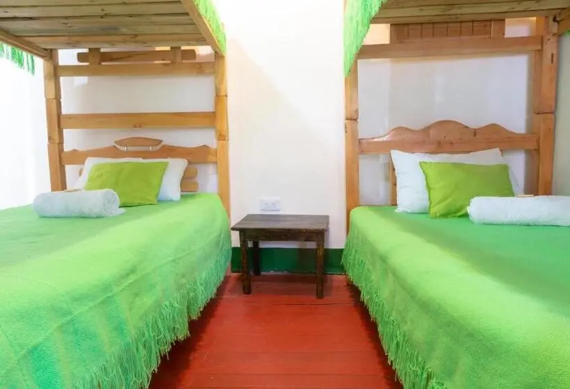 スタンダード4人部屋, Hostal El Caminante