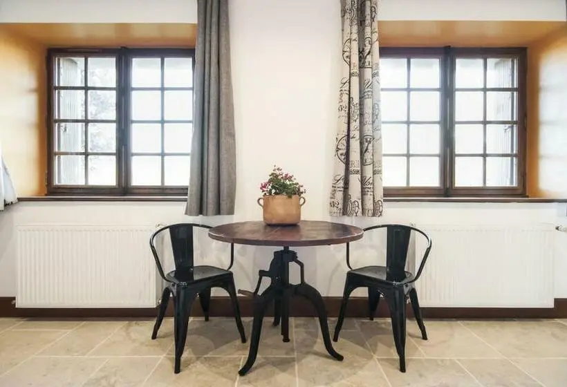 デラックスルーム, Jardin Des Sens, La Rente D Eguilly