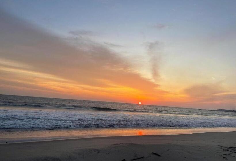 اتاق لوکس با چشمانداز دریا, Un Dia Boutique Resort