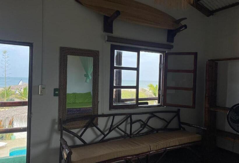 اتاق لوکس با چشمانداز دریا, Un Dia Boutique Resort