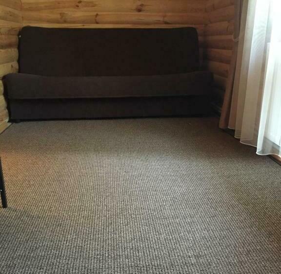 חדר אקונומי, California