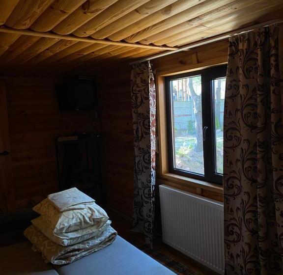 חדר אקונומי, California