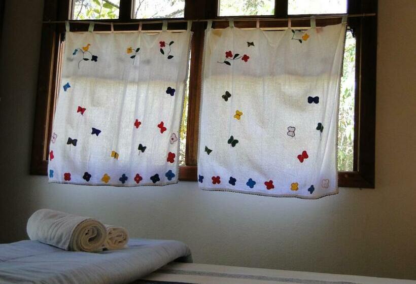 غرفة قياسية ثلاثية مطلة علي الحديقة, Pousada Do Pequi