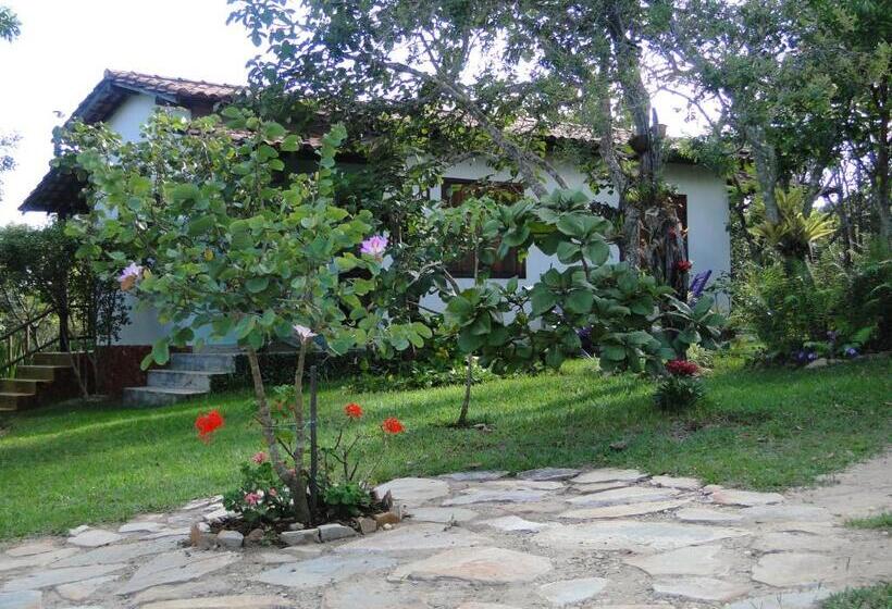 غرفة قياسية ثلاثية مطلة علي الحديقة, Pousada Do Pequi