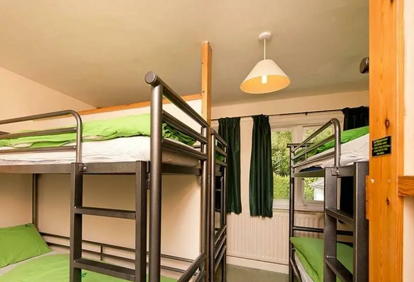 Standard Neljän Hengen Huone Jaettu Kylpyhuone, Yha Eskdale