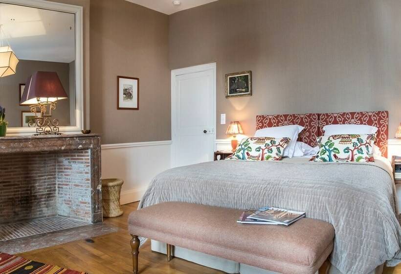 Номер Deluxe, Château Des Grotteaux