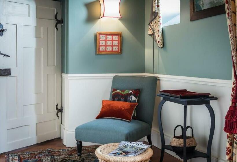 غرفة ديلوكس, Château Des Grotteaux