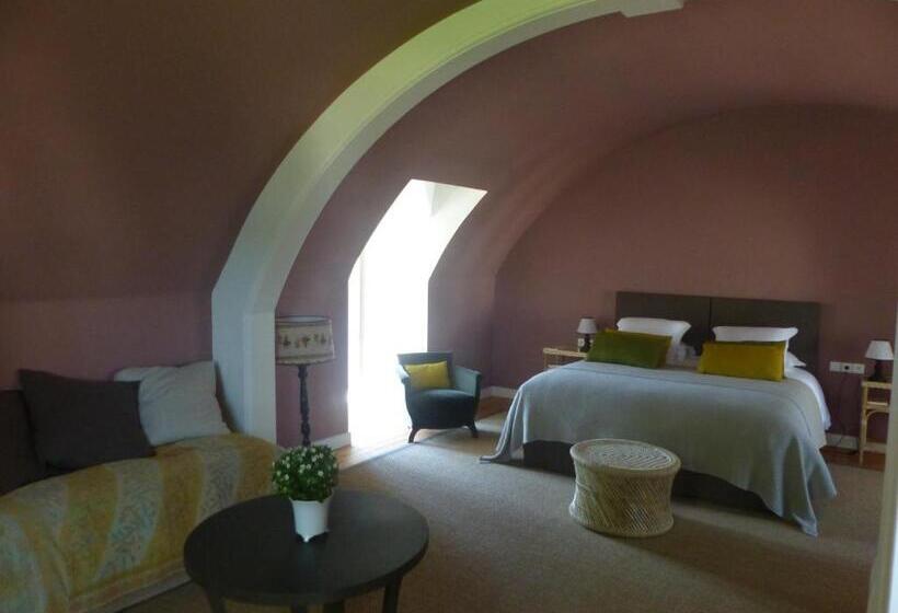Номер Deluxe, Château Des Grotteaux