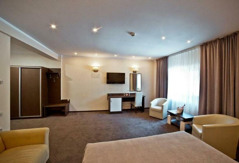 Номер Superior, Evergreen