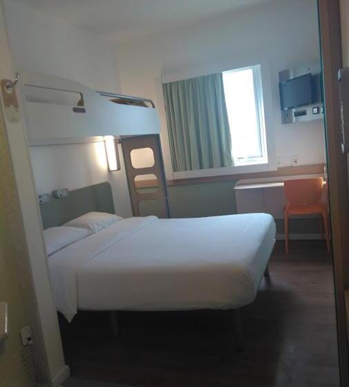 غرفة قياسية ثلاثية, Ibis Budget Nao Me Toque