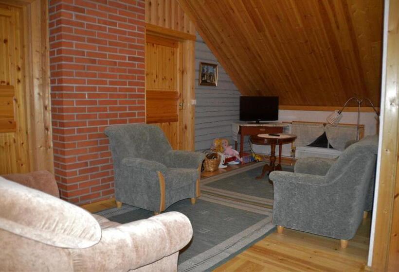 Семейный Номер Совместный Санузел, Maatilamatkailu Heikin Tupa