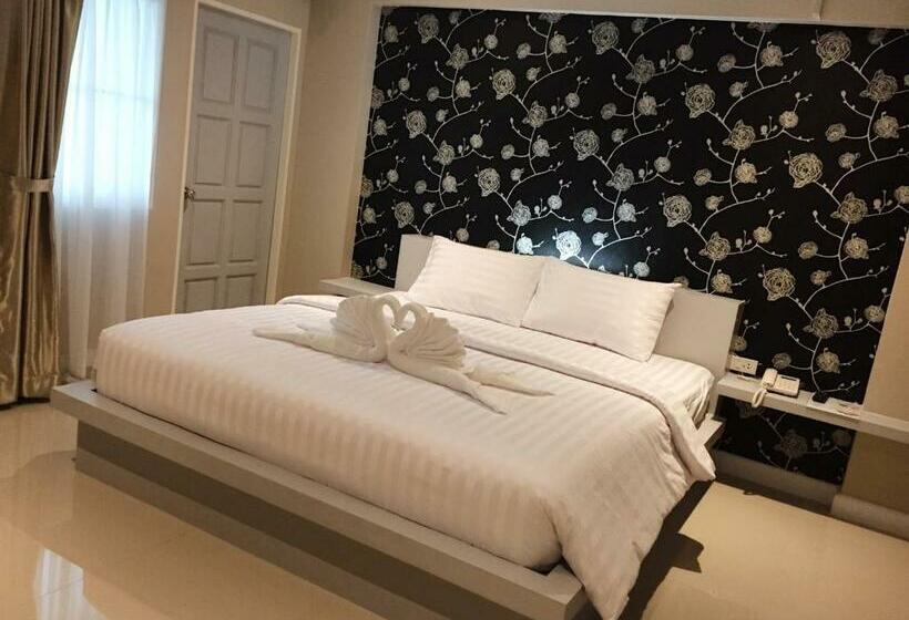 غرفة سوبيريور, Nava Grand