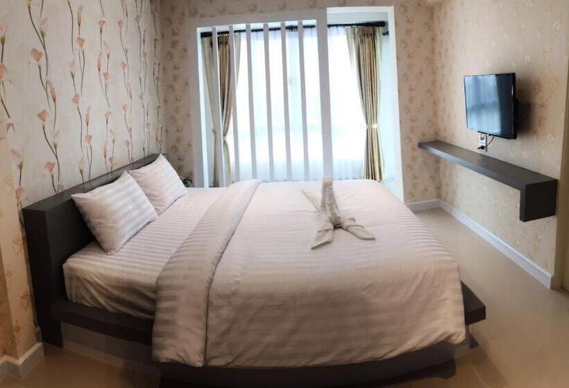 غرفة سوبيريور, Nava Grand