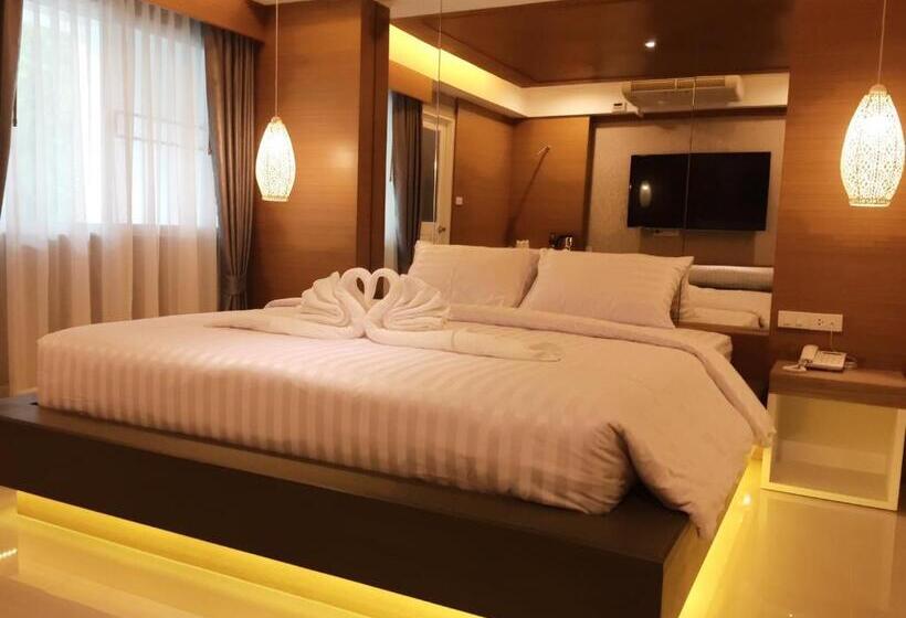 غرفة ديلوكس, Nava Grand