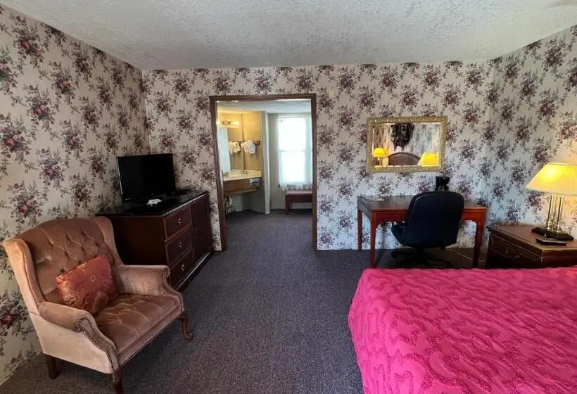 キングサイズベッドのデラックススイート, Victorian Inn