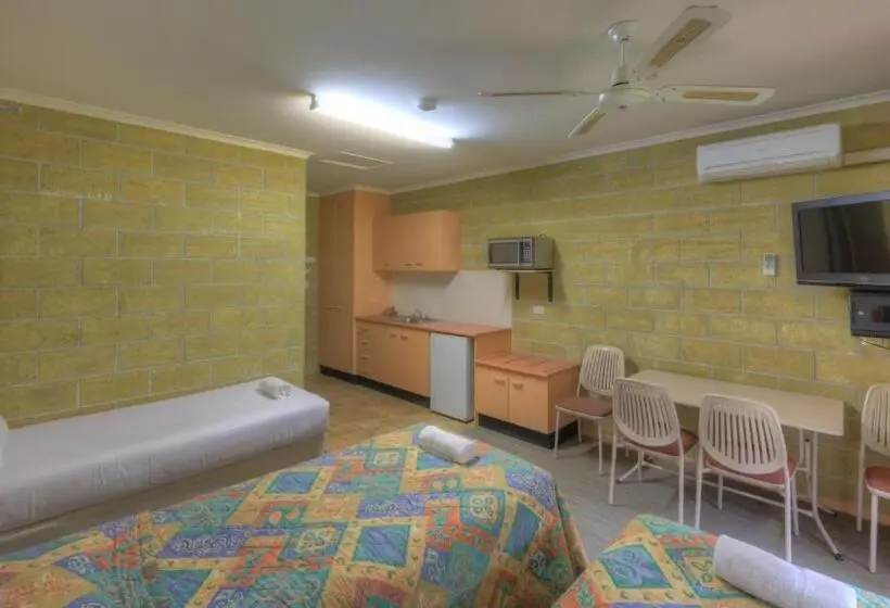 デラックストリプルルーム, Yarra Holiday Park