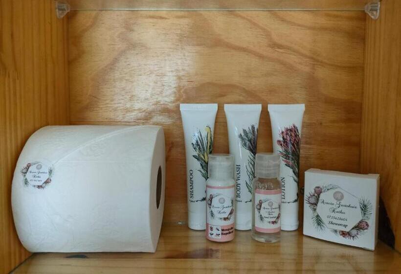 基本间, Acacia Gastehuis