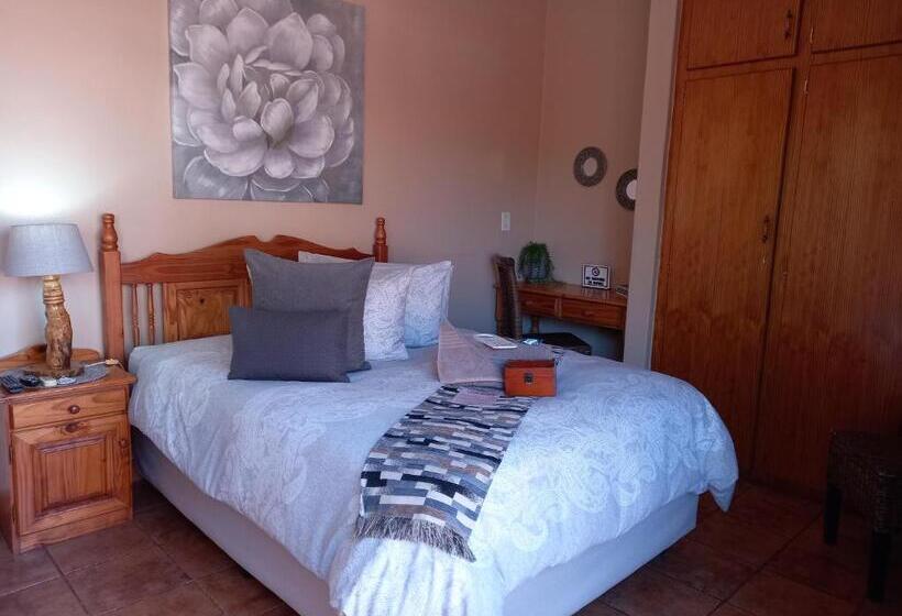 基本间, Acacia Gastehuis