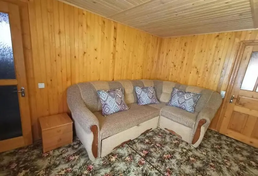スタンダード４人部屋, Girskyi Kutochok