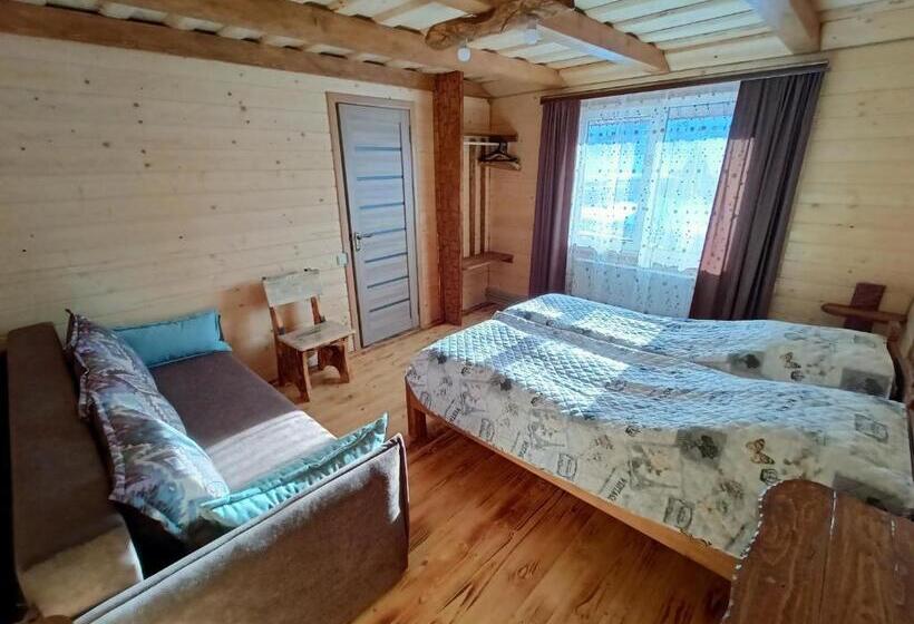 غرفة عائلية, Girskyi Kutochok