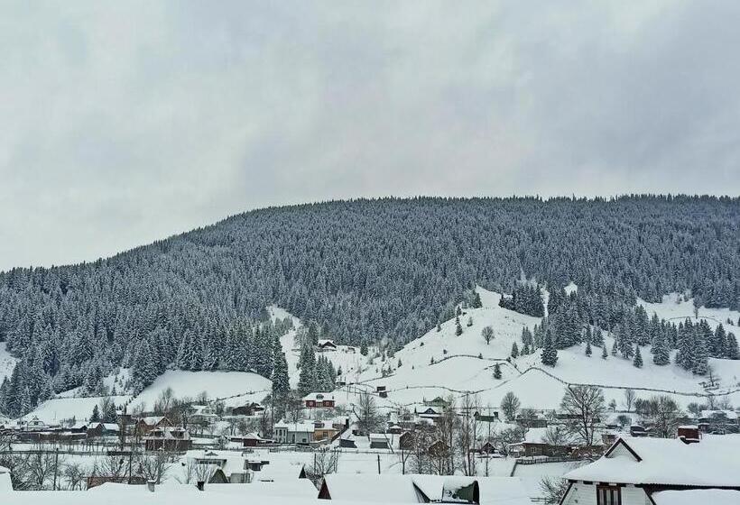 منزل 4 غرف نوم, Girskyi Kutochok