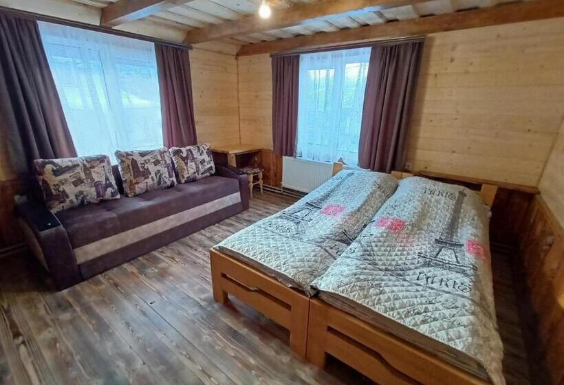 منزل 4 غرف نوم, Girskyi Kutochok