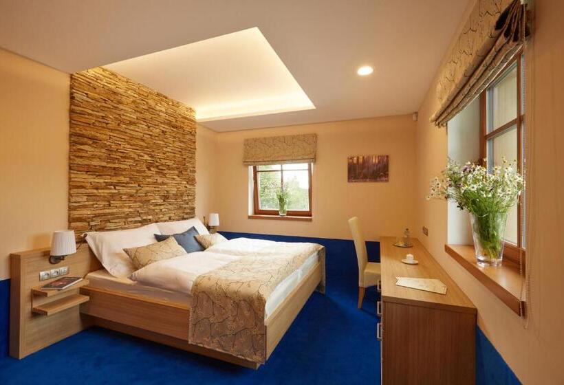 标准间, Penzion Na Kraji Lesa