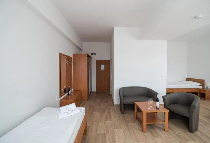 スタンダード４人部屋, Penzion Patria Kobyli