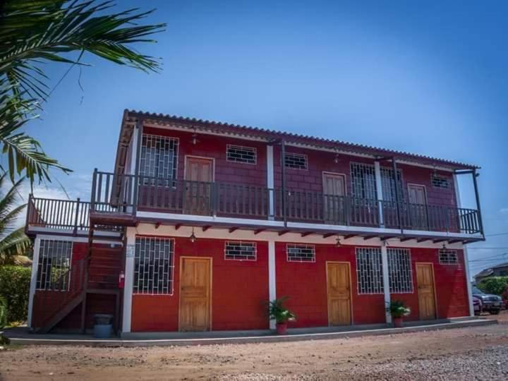 Семейный Номер, Sol De Playa