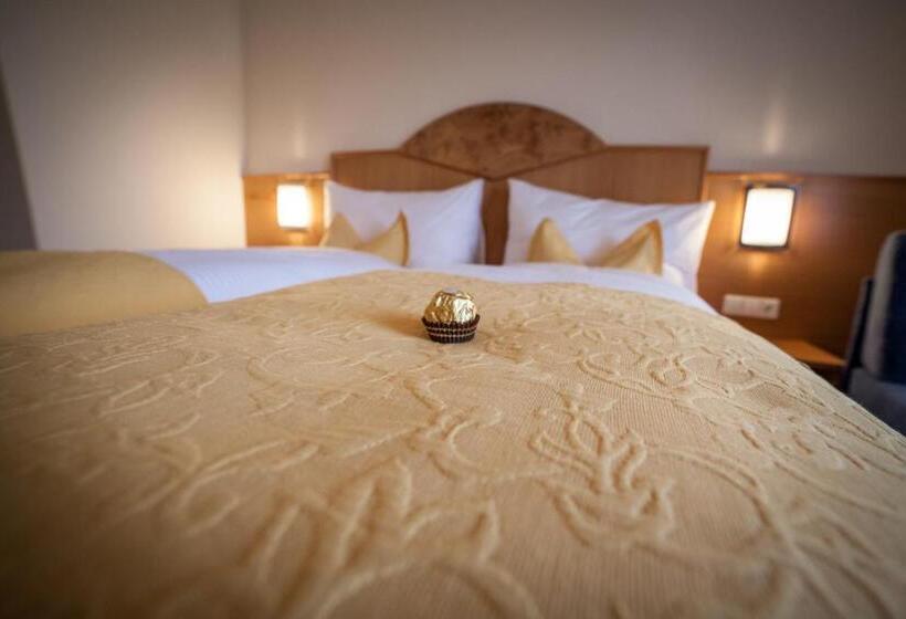 Номер Стандарт с Балконом, Gasthof Mauthner Zum Kirchenwirt